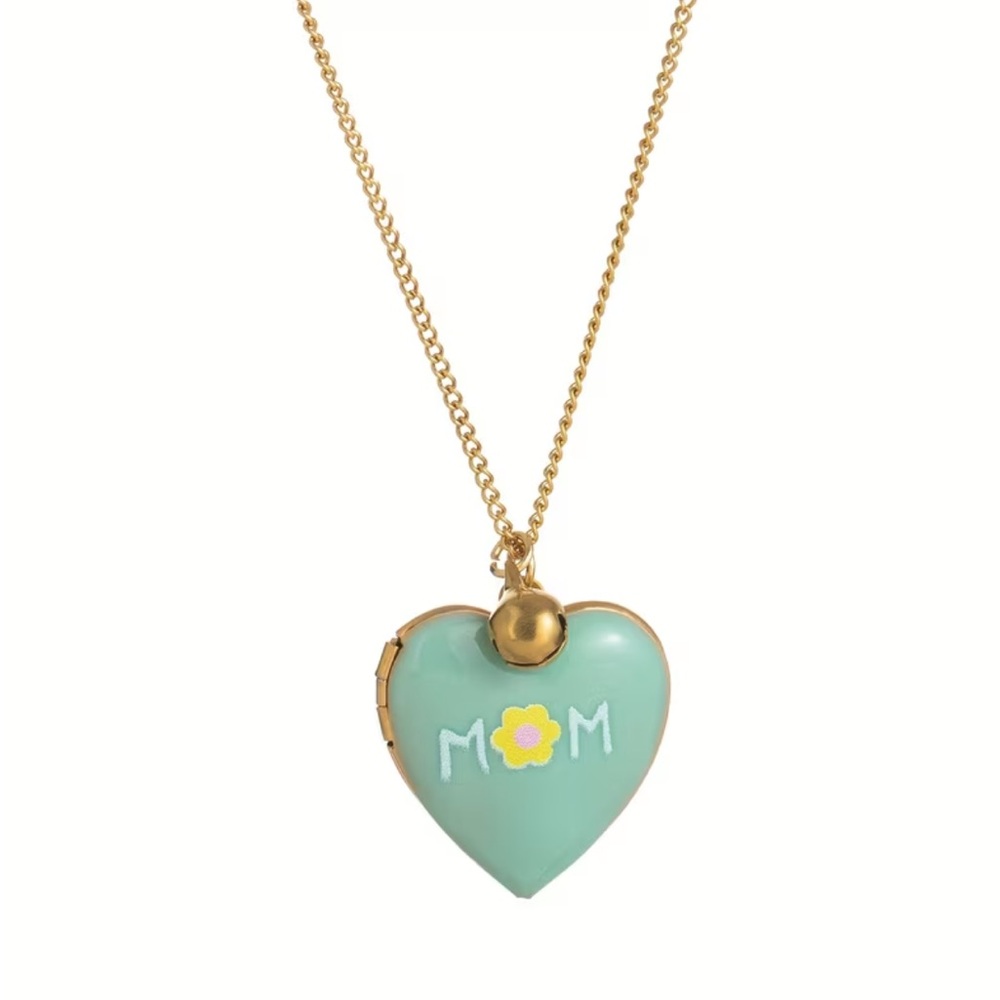 ❗️FIRM PRICE❗️ Gold Plated “MOM” Locket Necklace